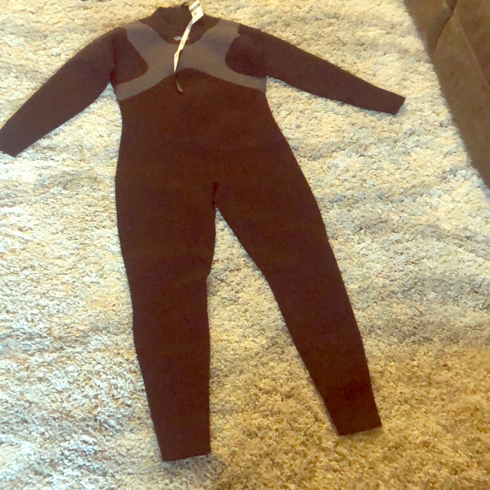 Diving suit